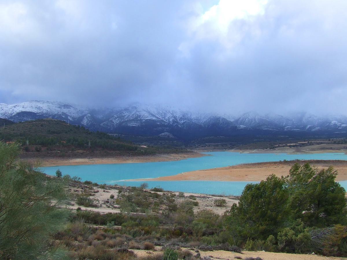 Huéscar Vivienda Rural Embalse San Clemente 게스트하우스 외부 사진
